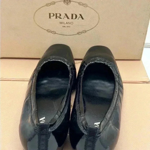 Prada Vernice Flats Size 36.5 - Picture 3 of 7
